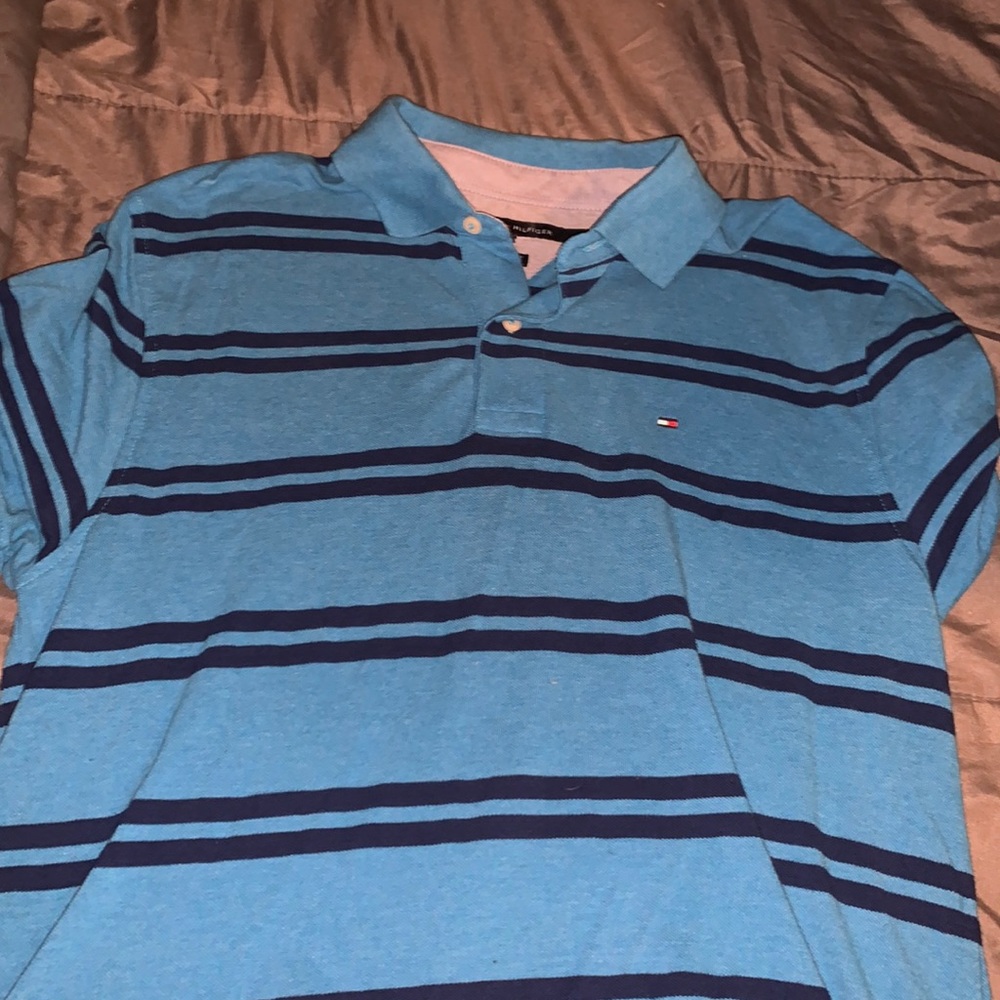 Tommy Hilfiger size medium shirt classic fit